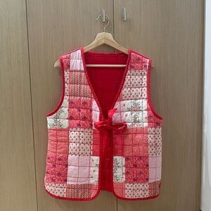 NEW Damson Madder Arte Reversible Gilet Vest Patchwork Quilt